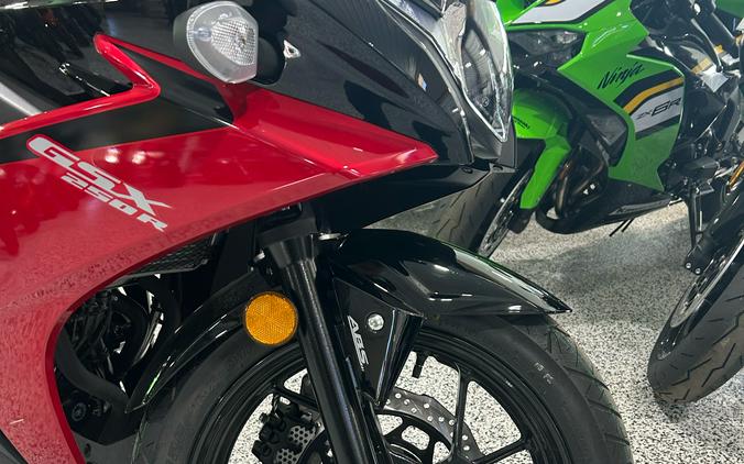 2025 Suzuki GSX 250R ABS