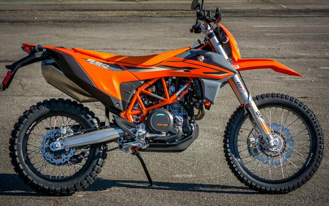 2024 KTM 690 Enduro R