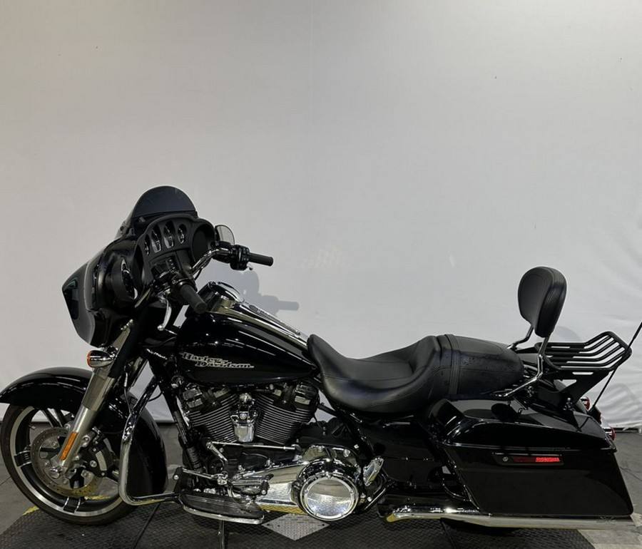 2018 Harley-Davidson® FLHX - Street Glide®