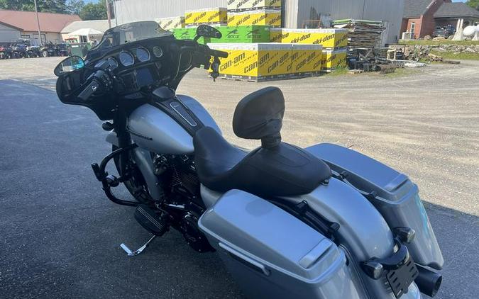 2019 Harley-Davidson® FLHXS - Street Glide® Special