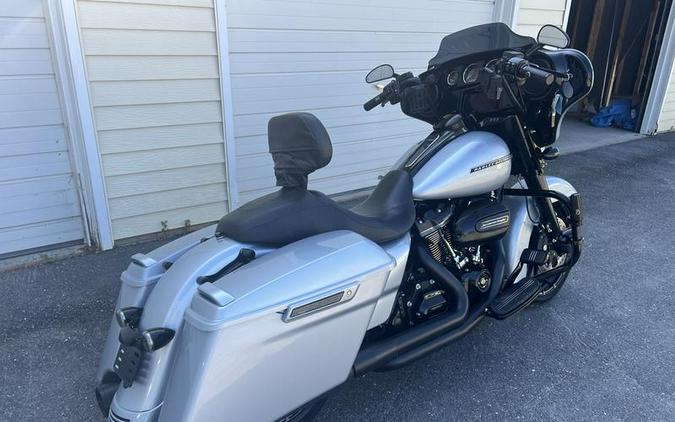 2019 Harley-Davidson® FLHXS - Street Glide® Special