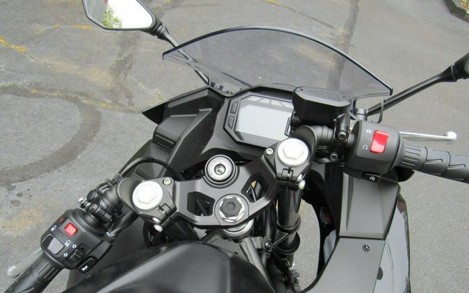 2026 Kawasaki Ninja® 500 ABS