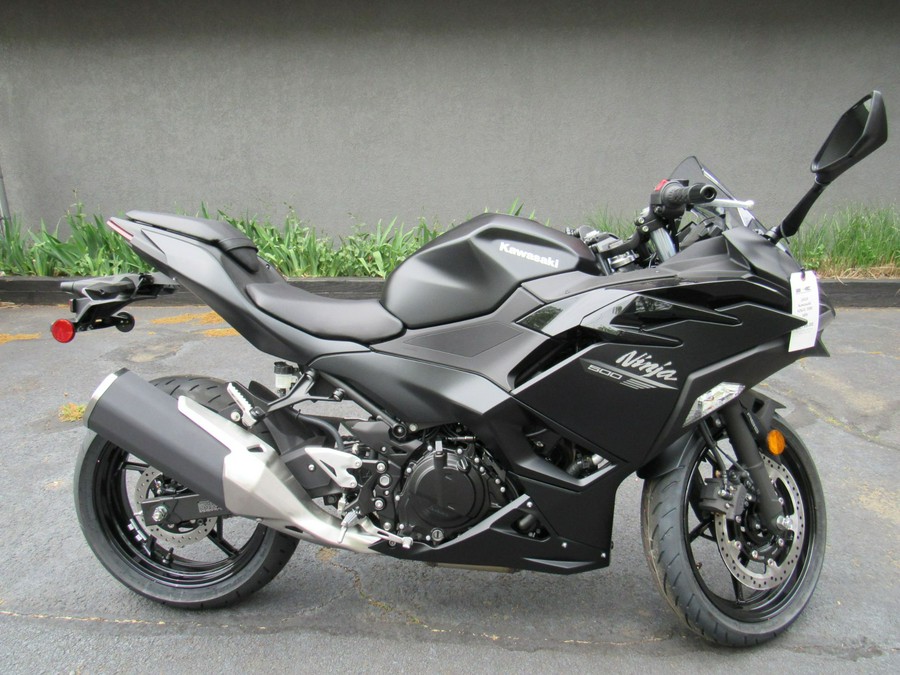 2026 Kawasaki Ninja® 500 ABS