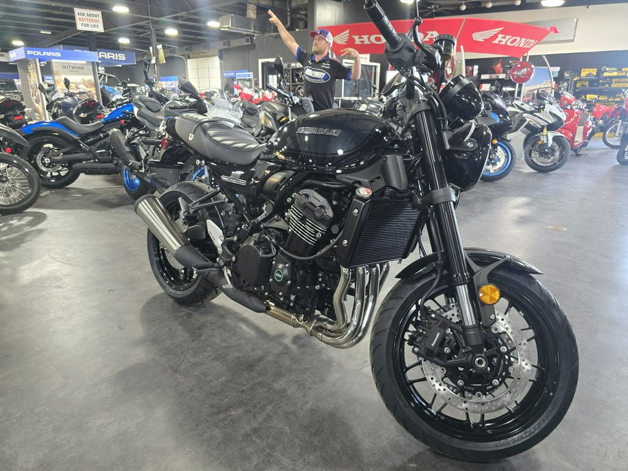 2026 Kawasaki Z900RS ABS
