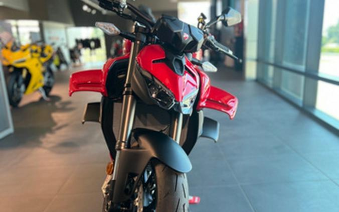 2026 Ducati Streetfighter V4
