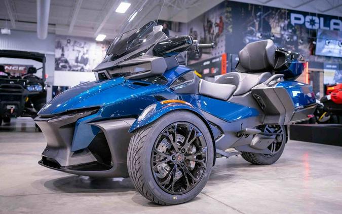 2024 Can-Am® Spyder RT Limited Dark Wheels