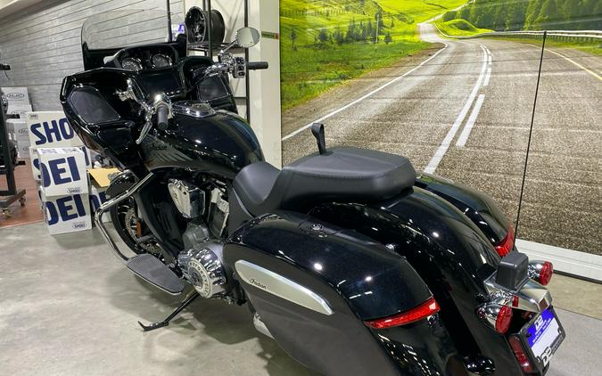 2025 Indian Motorcycle Challenger® Limited 112