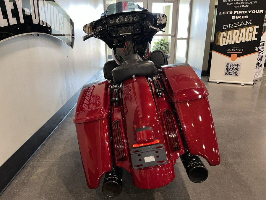 2017 Harley-Davidson CVO Street Glide