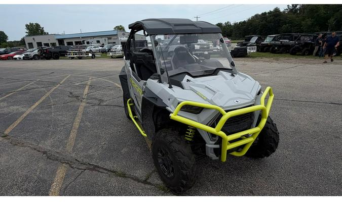 2022 RZR TRAIL ULT - GHOST GRAY - Polaris