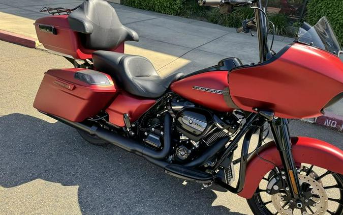 2019 Harley-Davidson® FLTRXS - Road Glide® Special