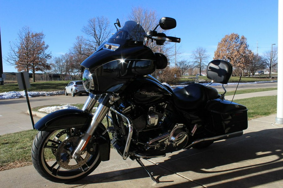 2014 Harley-Davidson® FLHXS - Street Glide® Special