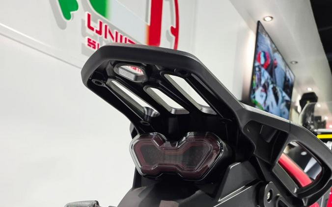 2025 MV Agusta ENDURO VELOCE