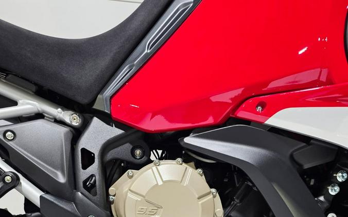 2025 MV Agusta ENDURO VELOCE