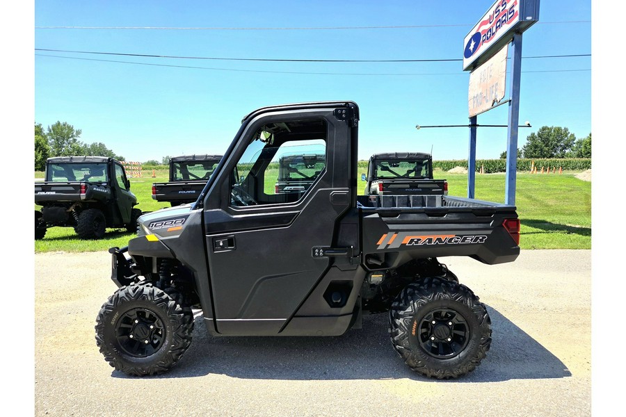 2020 RANGER® 1000 Premium Matte Titanium - Polaris
