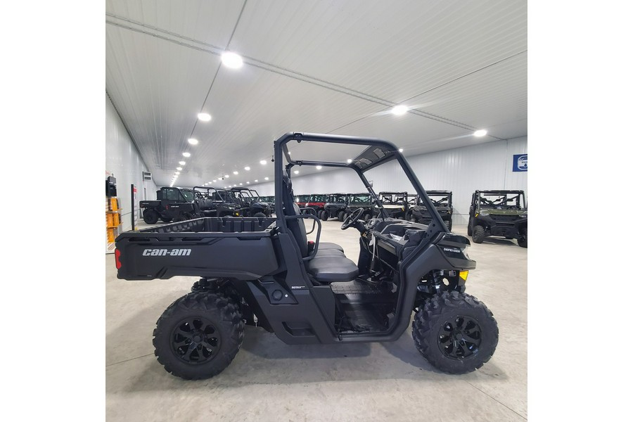 2026 Can-Am Defender DPS HD9