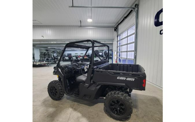 2026 Can-Am Defender DPS HD9