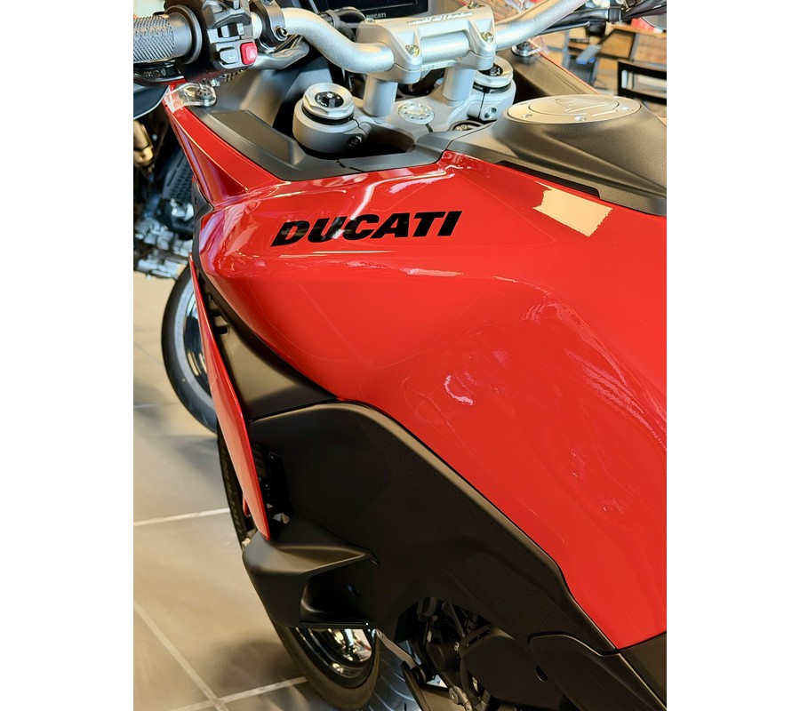 2025 Ducati Multistrada V2