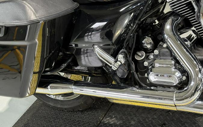 2014 Harley-Davidson® Street Glide® Exclusive - Vivid Black - Peace Officer