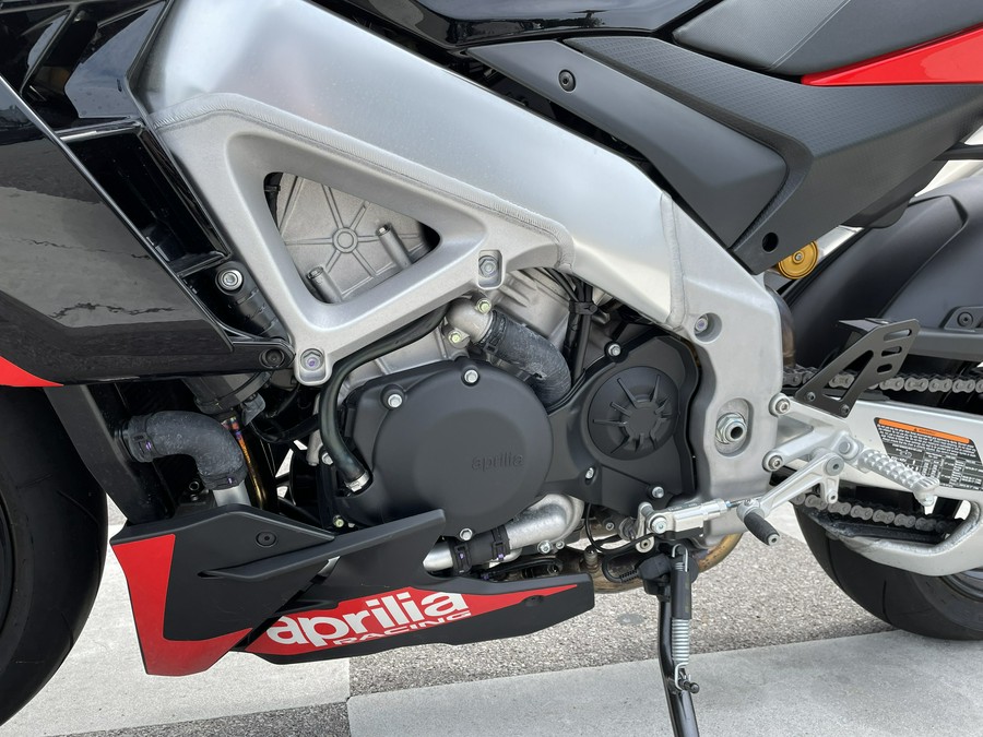 2024 Aprilia Tuono V4 Factory 1100 - SBK Edition