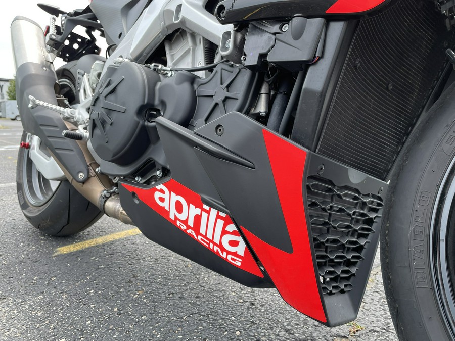 2024 Aprilia Tuono V4 Factory 1100 - SBK Edition