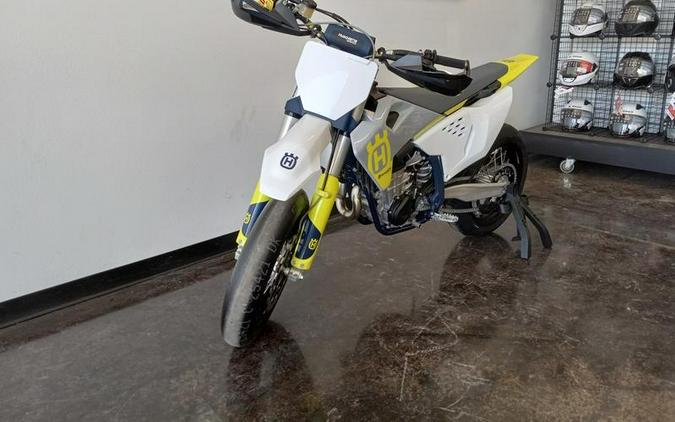 2023 Husqvarna® FS 450