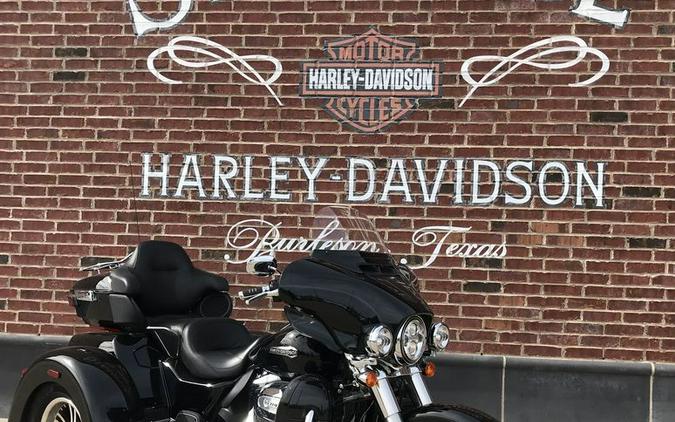 2019 Harley-Davidson® FLHTCUTG - Tri Glide® Ultra