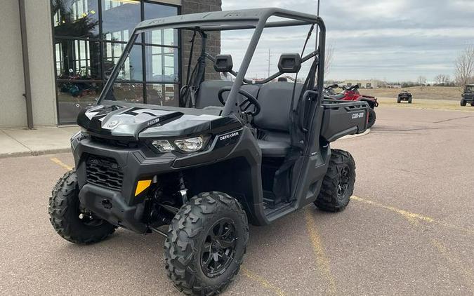 2023 Can-Am® Defender DPS HD9 Timeless Black