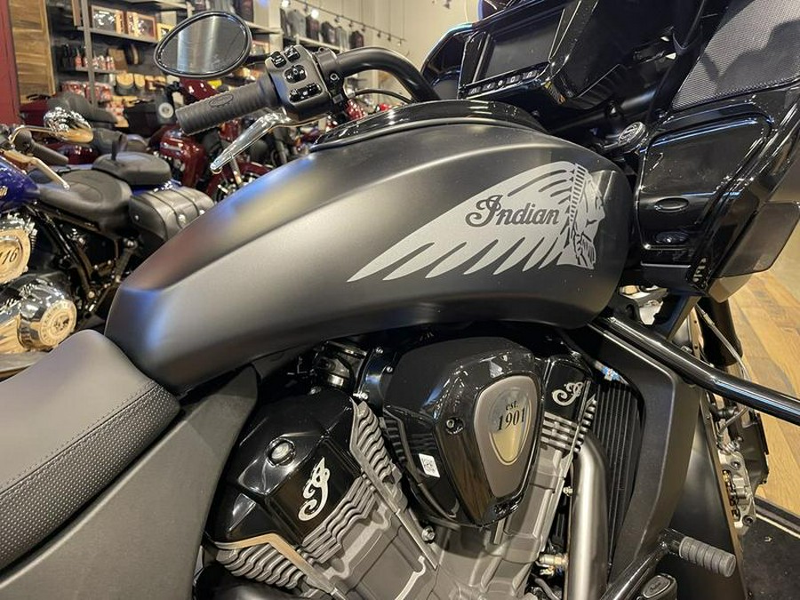 2024 Indian Motorcycle® Challenger® Dark Horse® Black Smoke