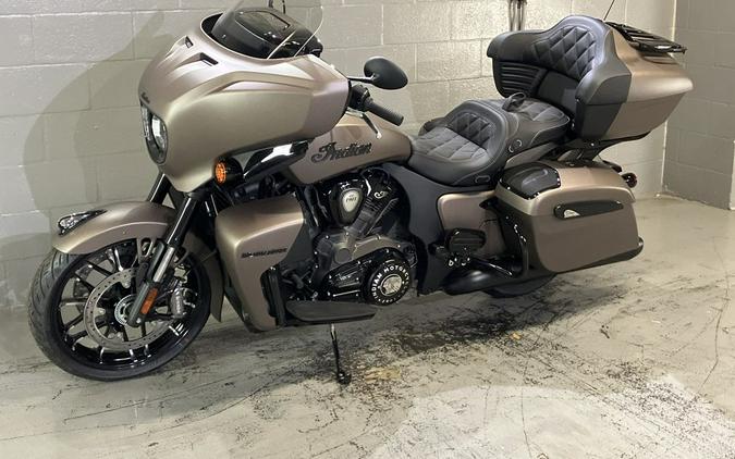 2025 Indian Motorcycle® Roadmaster® PowerPlus Dark Horse® w/PowerBand Nara Bronze Smoke