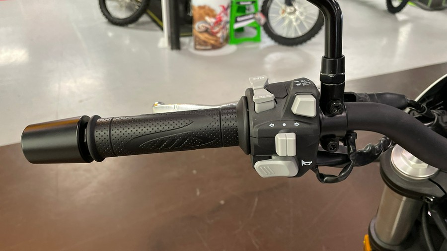 2023 QJMotor SRV 550