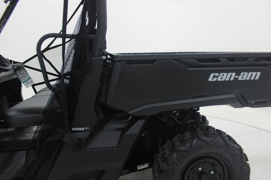 2026 Can-Am® Defender HD9