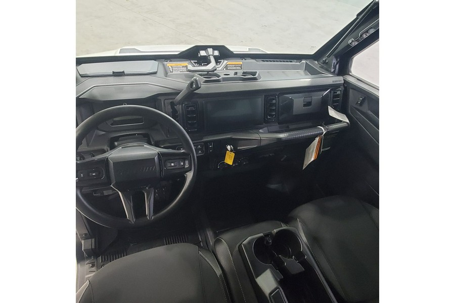 2026 Can-Am Defender Limited HD11