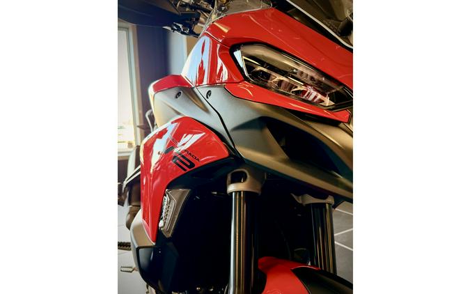 2025 Ducati Multistrada V2