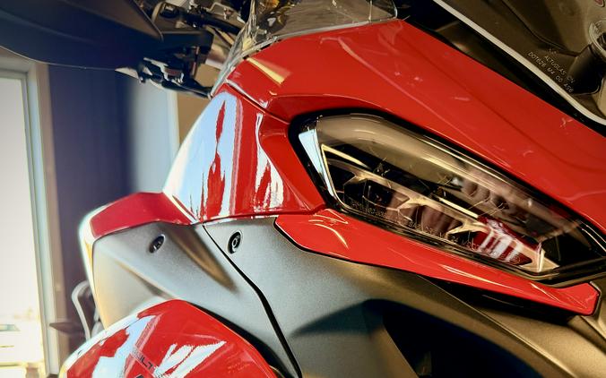 2025 Ducati Multistrada V2