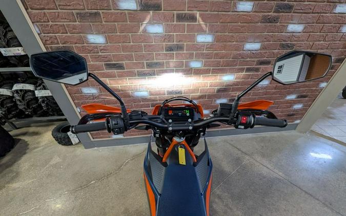 2026 KTM 690 SMC R