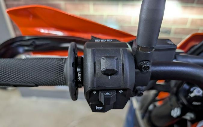 2026 KTM 690 SMC R