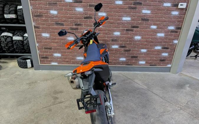 2026 KTM 690 SMC R