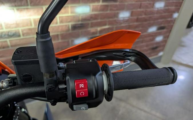 2026 KTM 690 SMC R