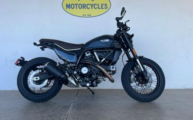 2024 Ducati Scrambler Nightshift (2G) Blue