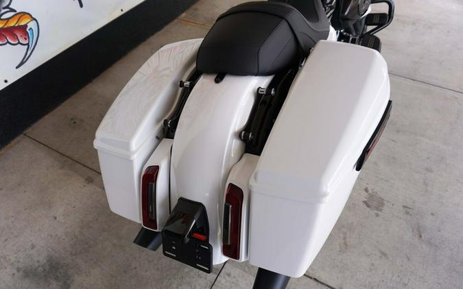 2024 Harley-Davidson Street Glide® White Onyx Pearl