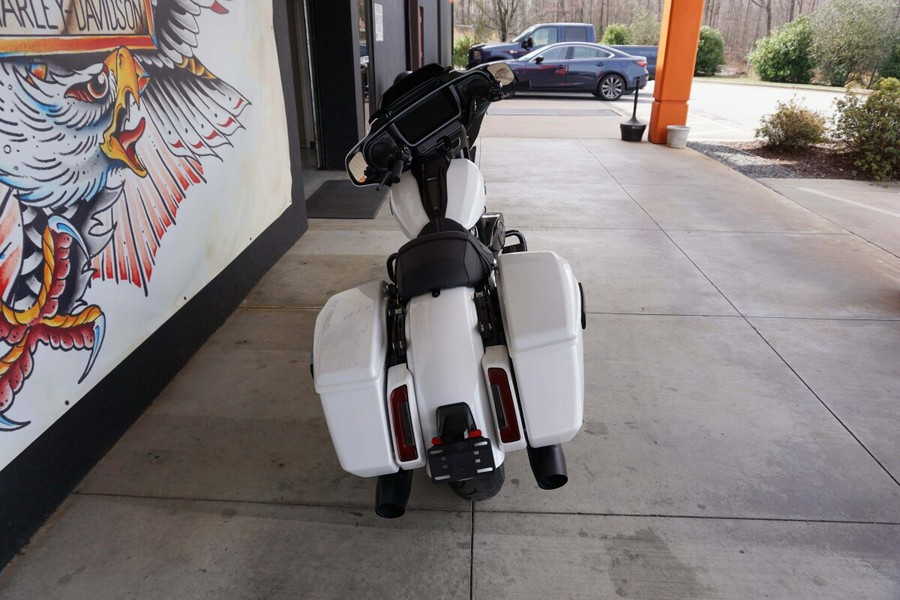 2024 Harley-Davidson Street Glide® White Onyx Pearl