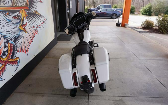 2024 Harley-Davidson Street Glide® White Onyx Pearl