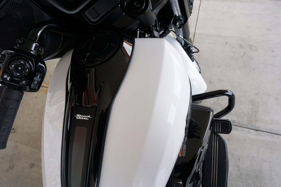 2024 Harley-Davidson Street Glide® White Onyx Pearl