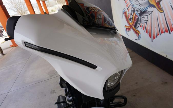 2024 Harley-Davidson Street Glide® White Onyx Pearl