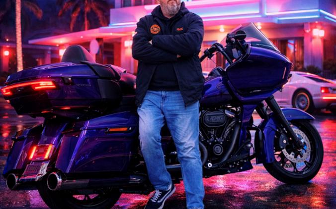 2020 Harley-Davidson® Road Glide® Special Zephyr Blue/Black Sunglo FLTRXS