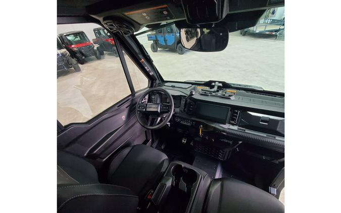 2026 Can-Am Defender Limited HD11