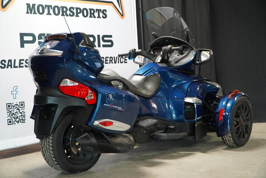 2016 Can-Am® Spyder® RT-S 6-Speed Semi-Automatic (SE6)
