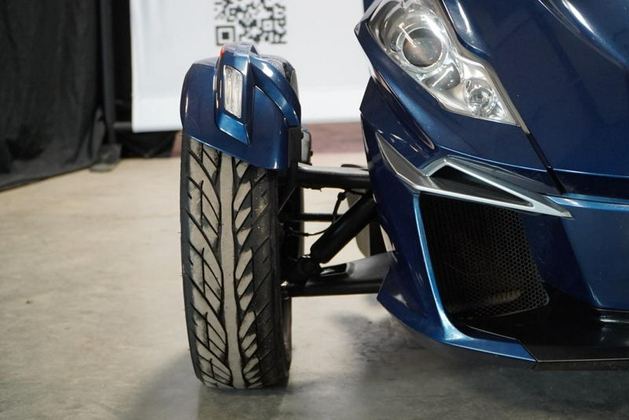 2016 Can-Am® Spyder® RT-S 6-Speed Semi-Automatic (SE6)