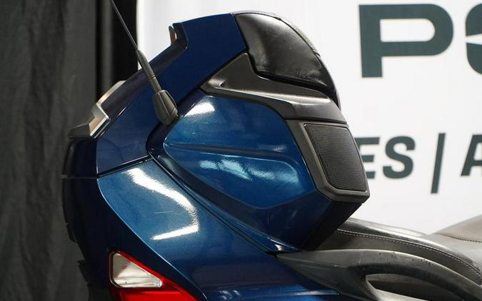 2016 Can-Am® Spyder® RT-S 6-Speed Semi-Automatic (SE6)