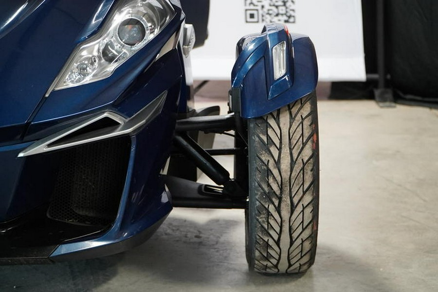 2016 Can-Am® Spyder® RT-S 6-Speed Semi-Automatic (SE6)